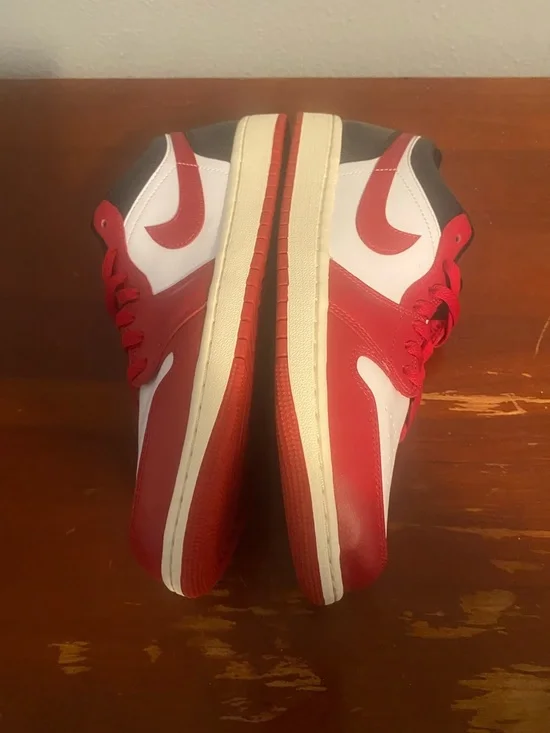 Jordan Women's Low-Top Sneakers in Red, White & Black Air Jordan Nike - Picture 7 of 8